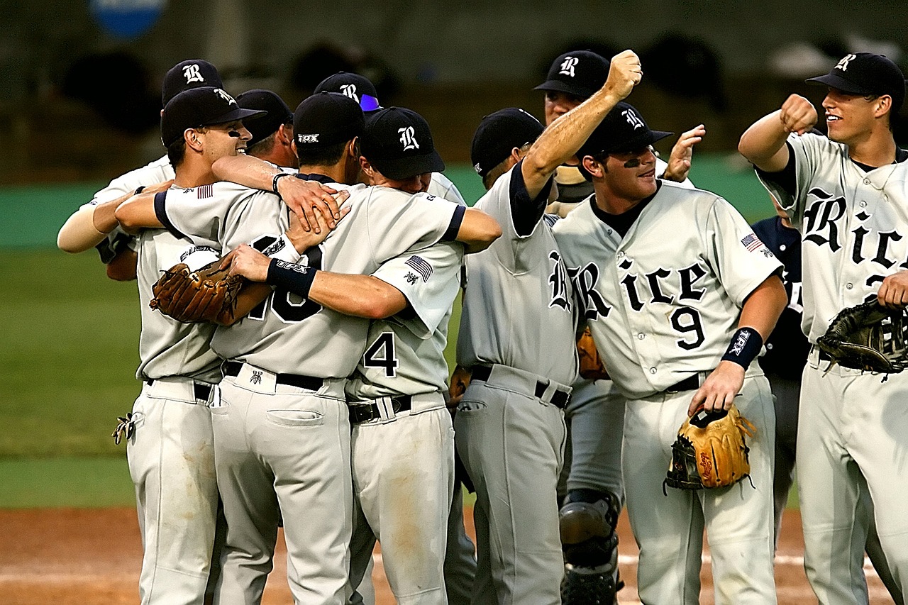 Photo of a baseball team celebrating.